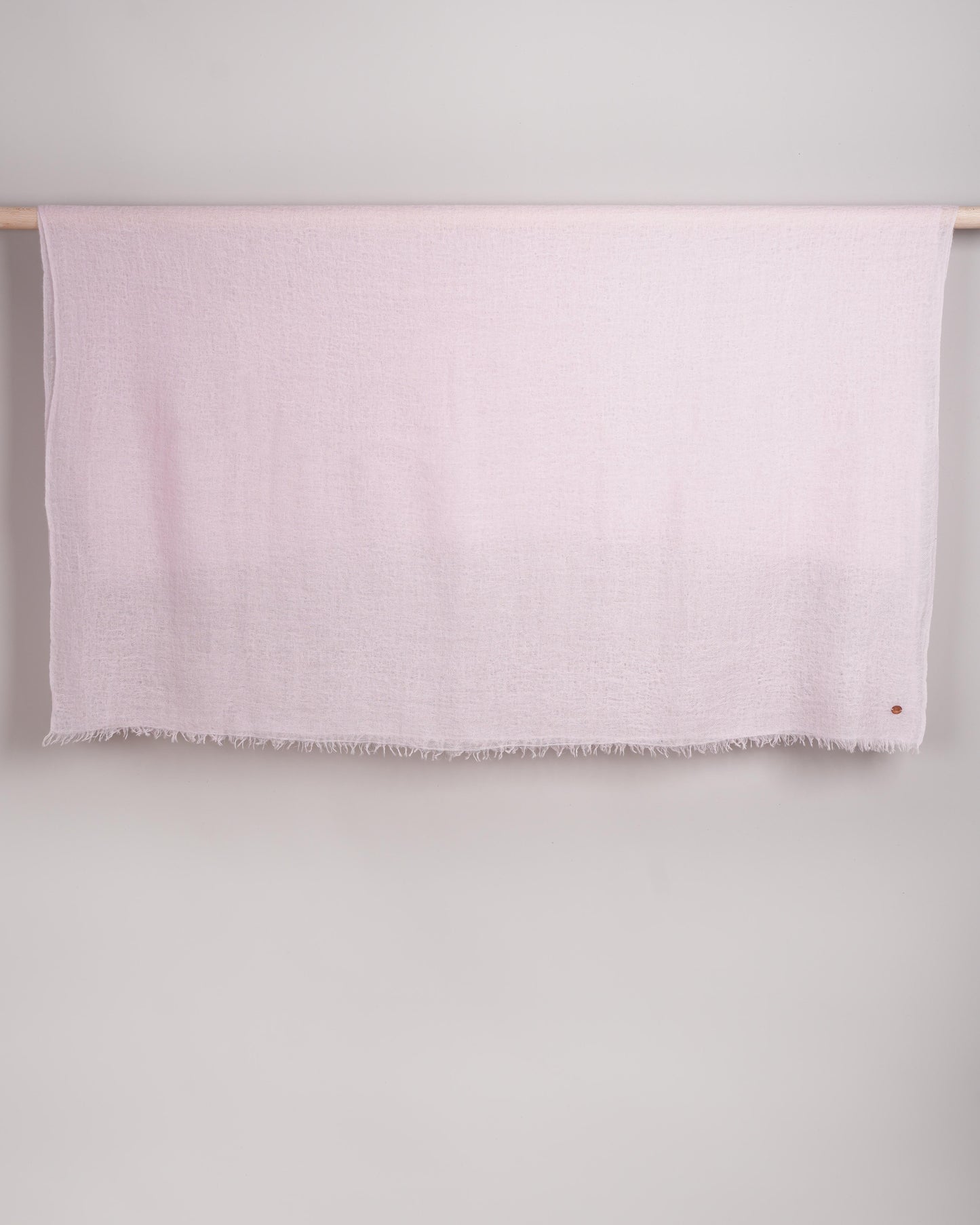 Eco-Shahtoosh barely pink