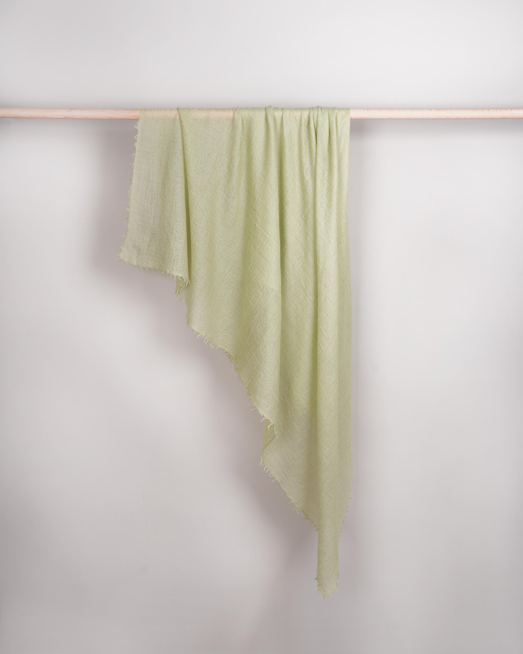 Eco-Shahtoosh Carré white jade