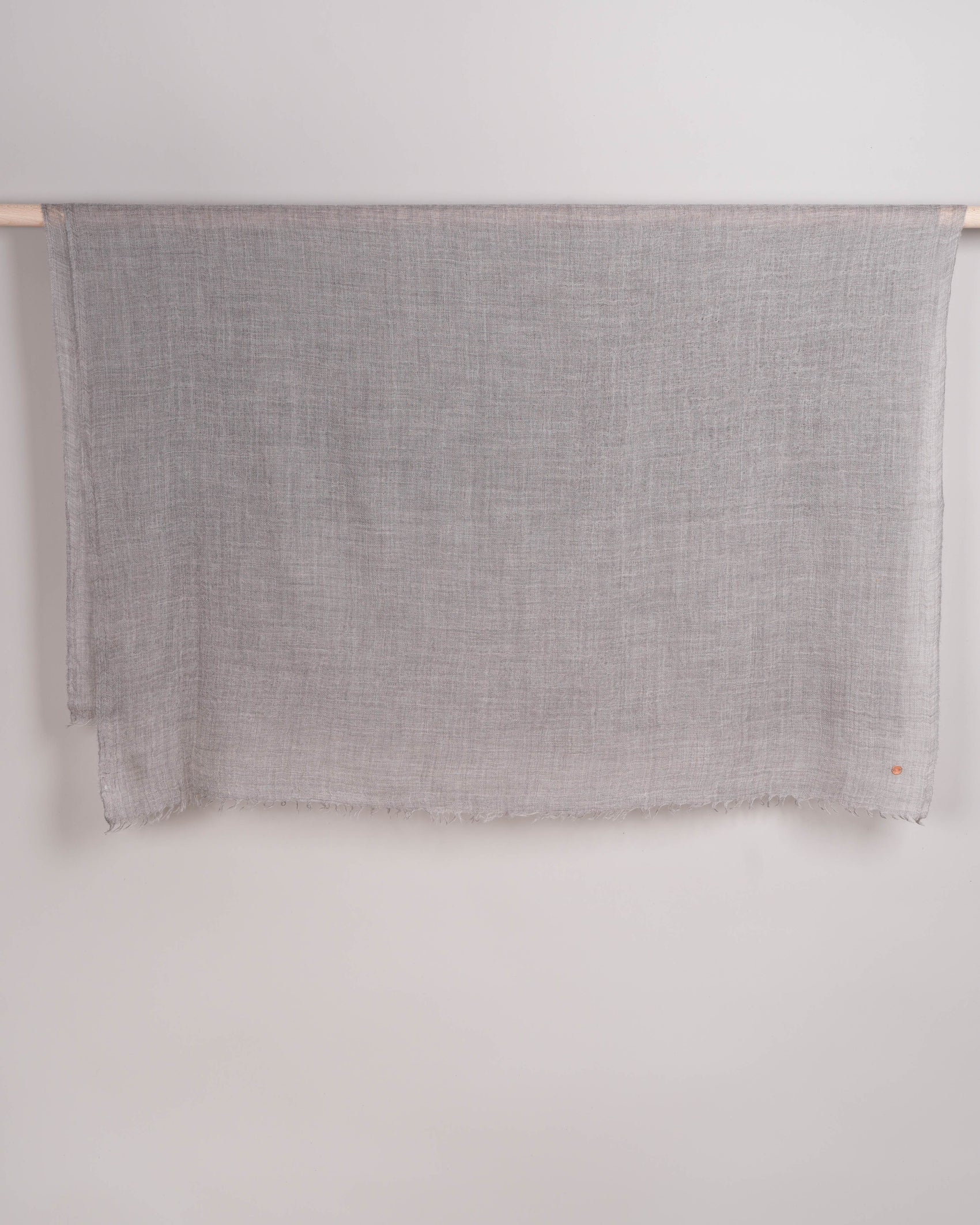 Eco-Shahtoosh light grey