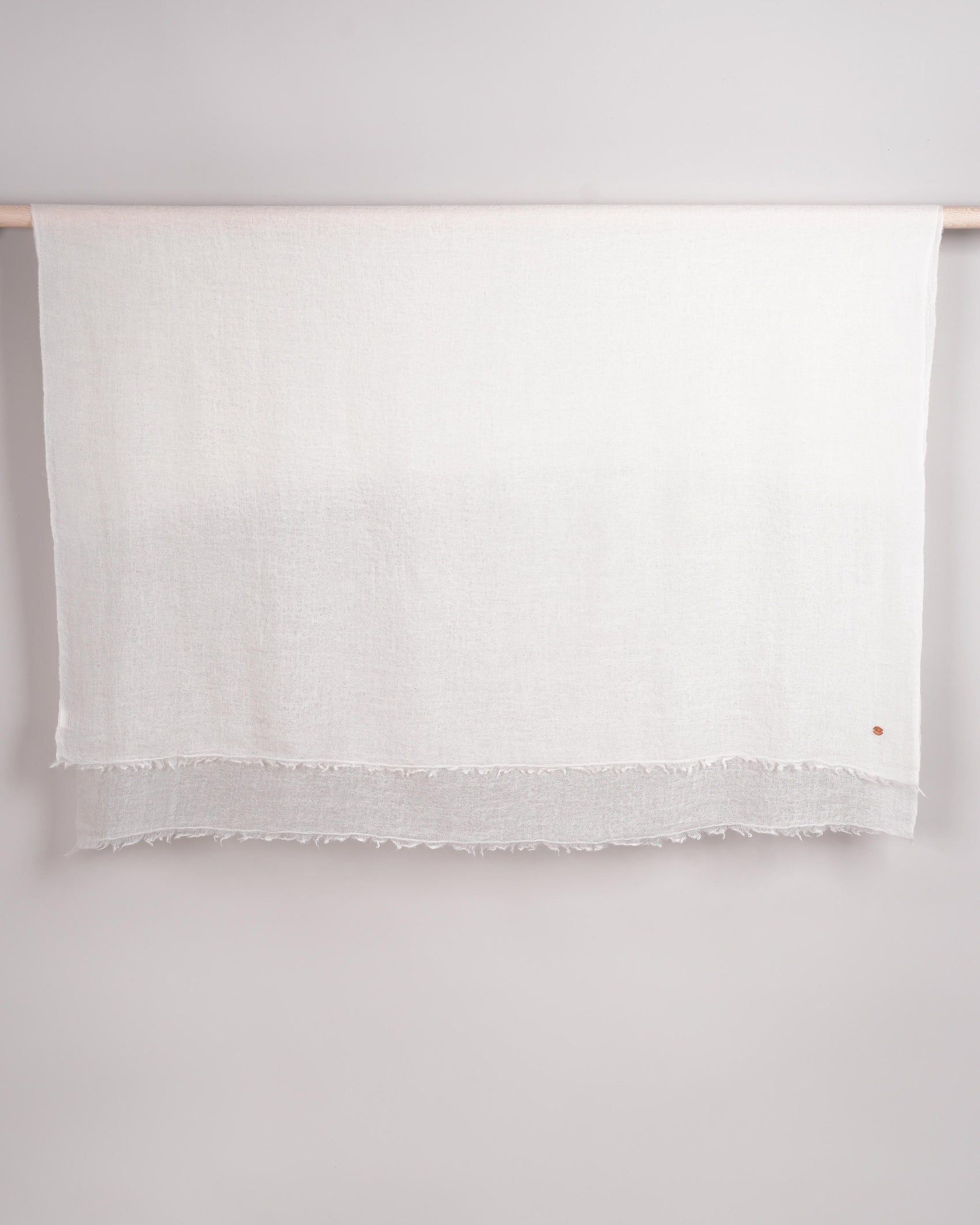 Eco-Shahtoosh offwhite
