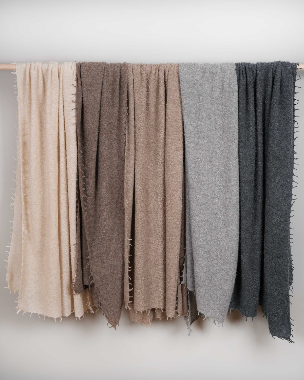 Kuma Fuyu Pashmina natural beige