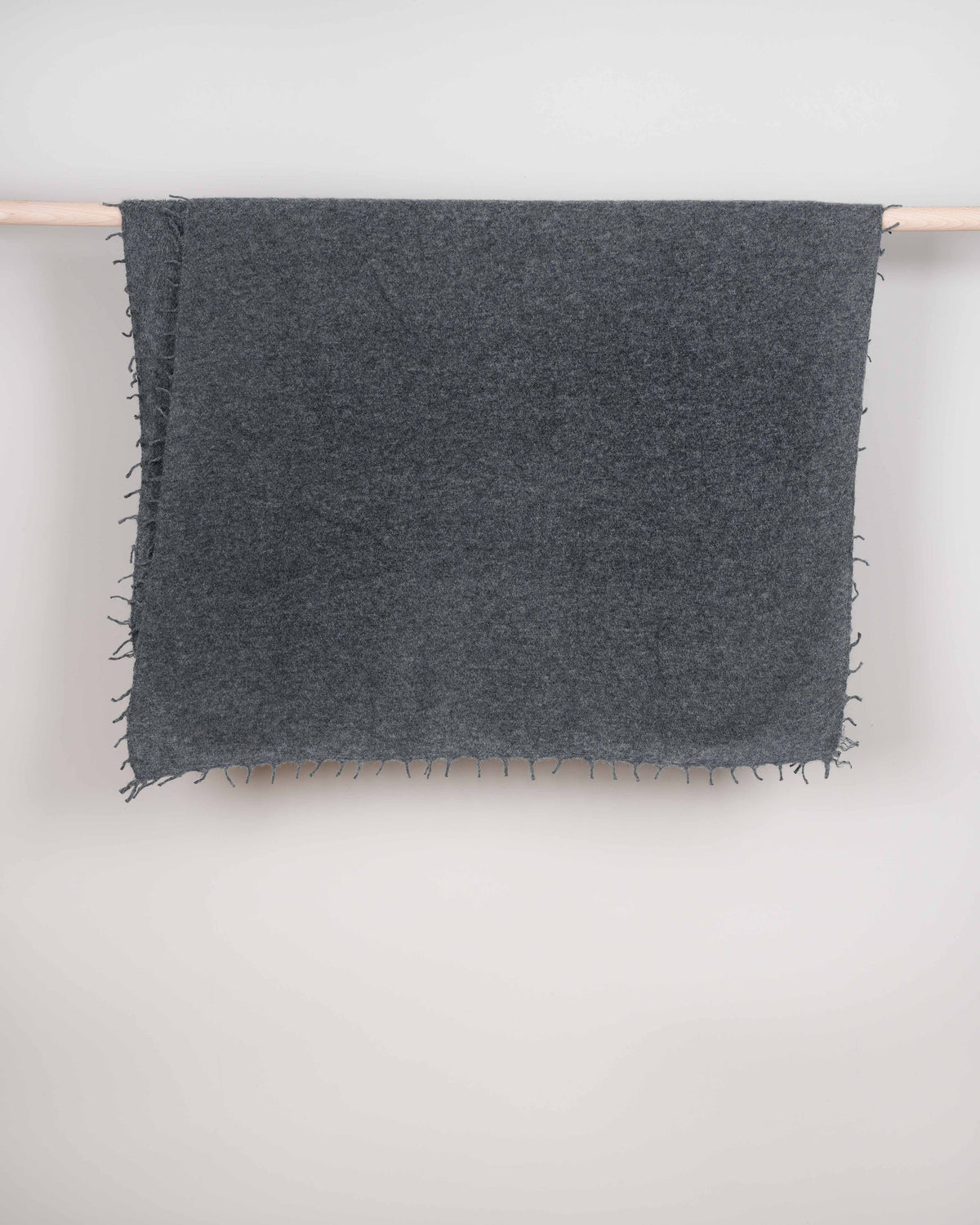 Kuma Fuyu Pashmina charcoal melange