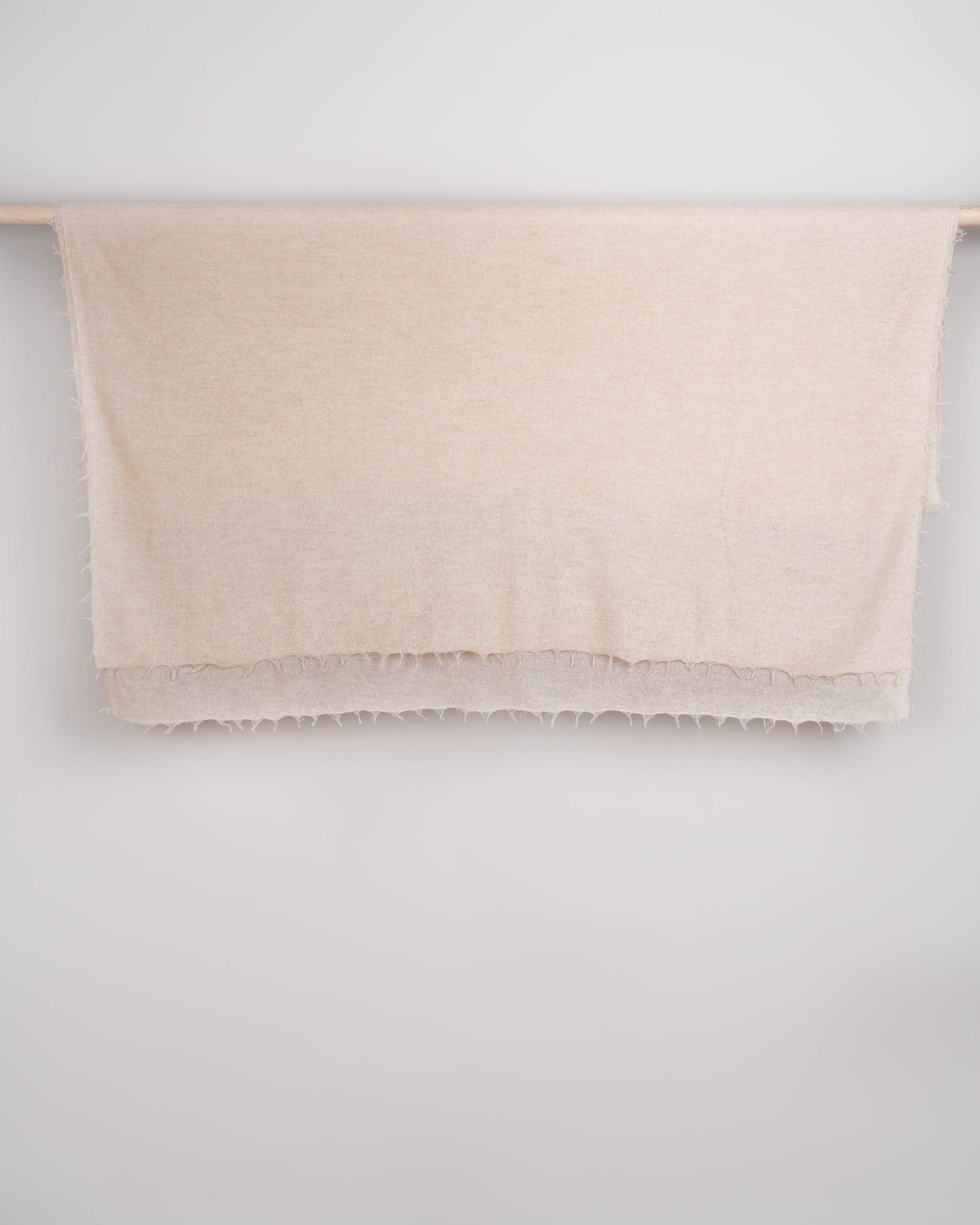 Kuma Pashmina natural beige
