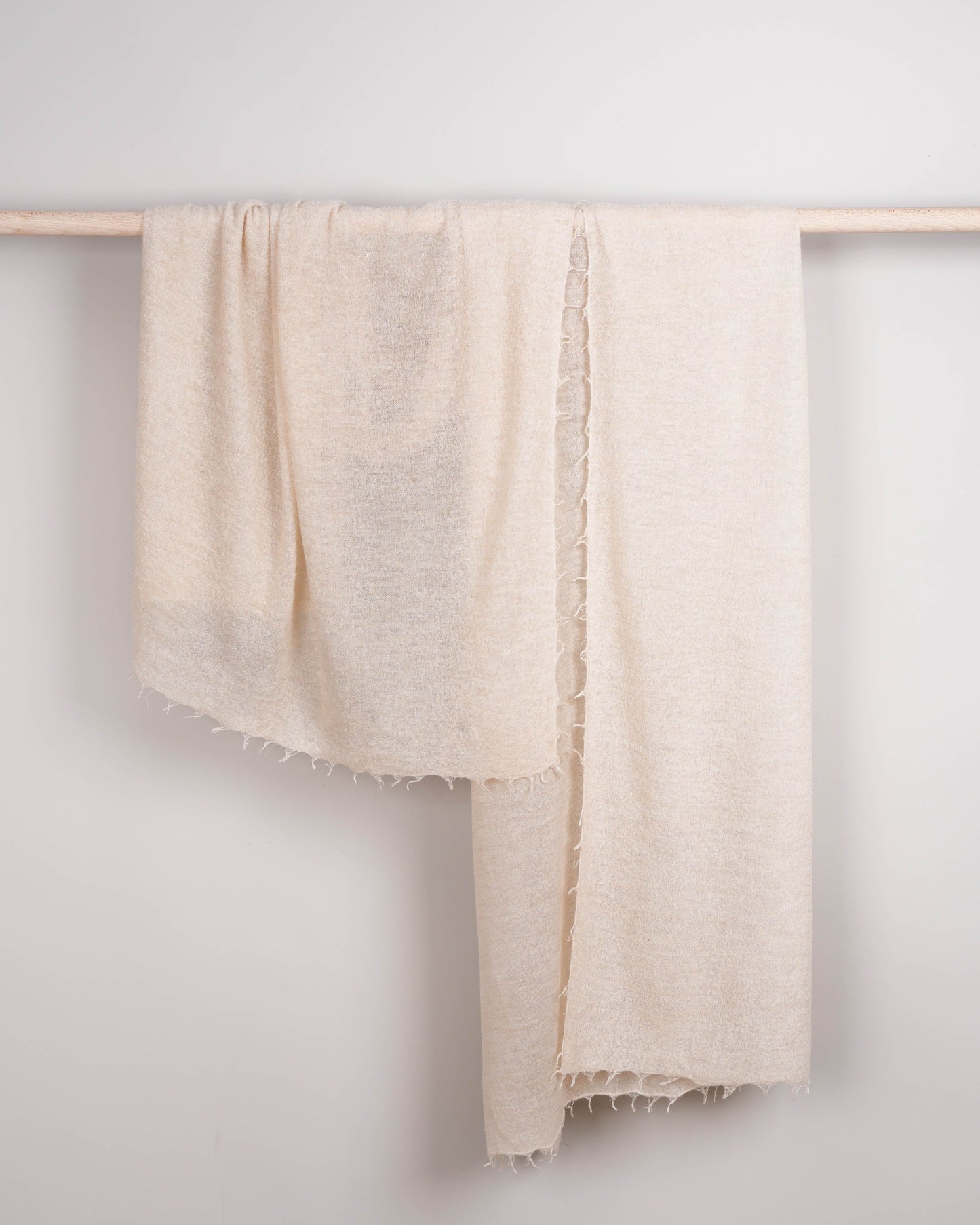 Kuma Pashmina natural beige