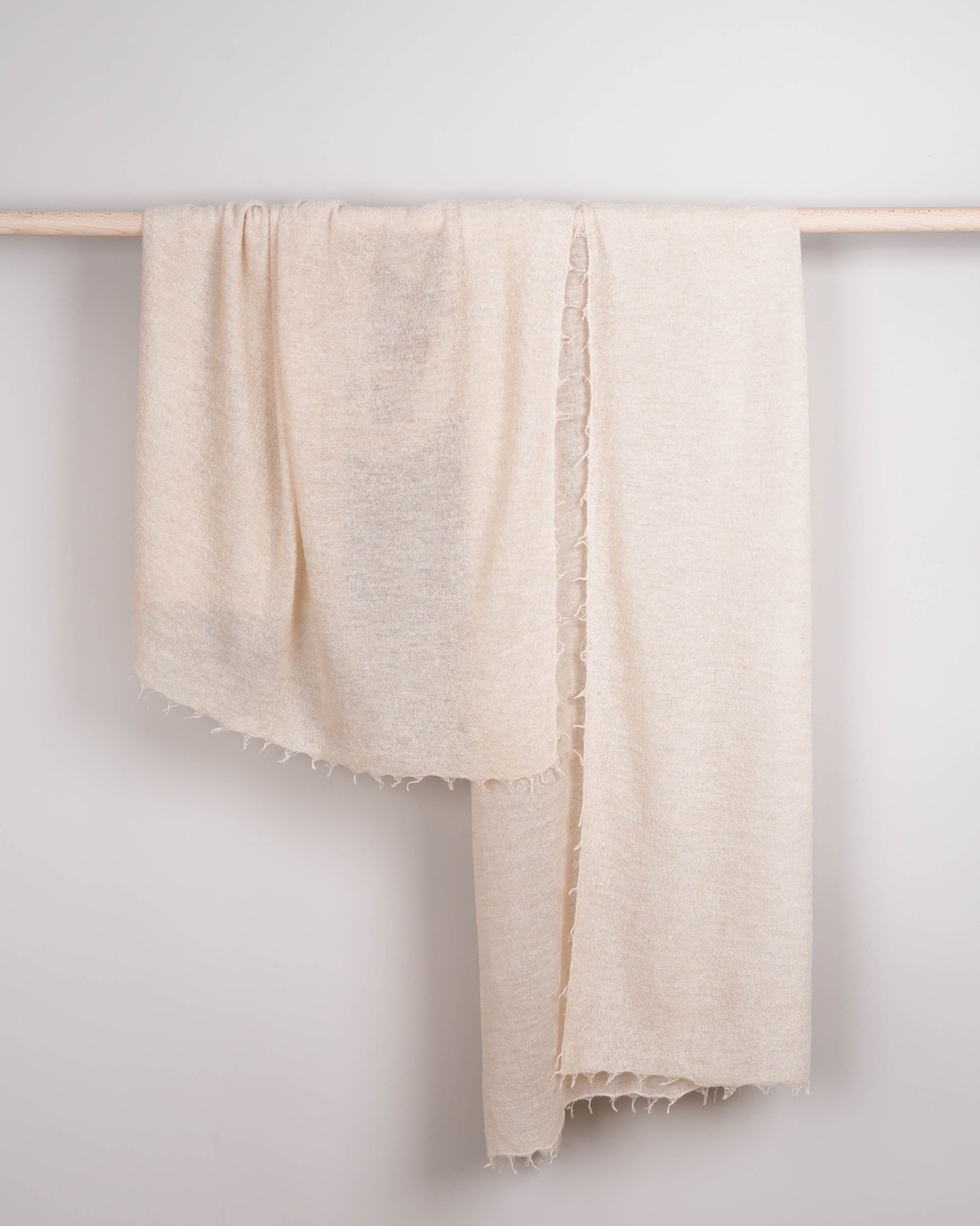 Kuma Pashmina natural beige