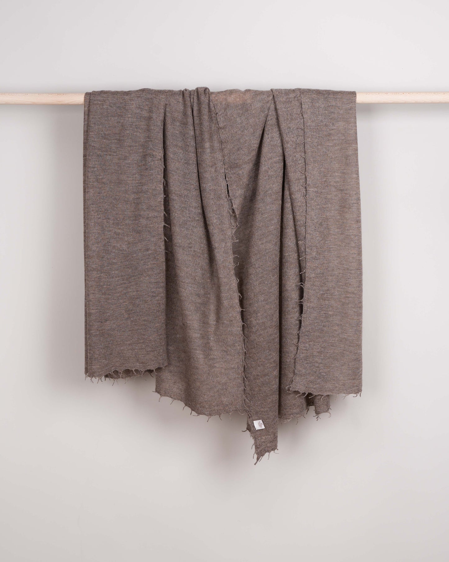 Kuma Pashmina natural coffee