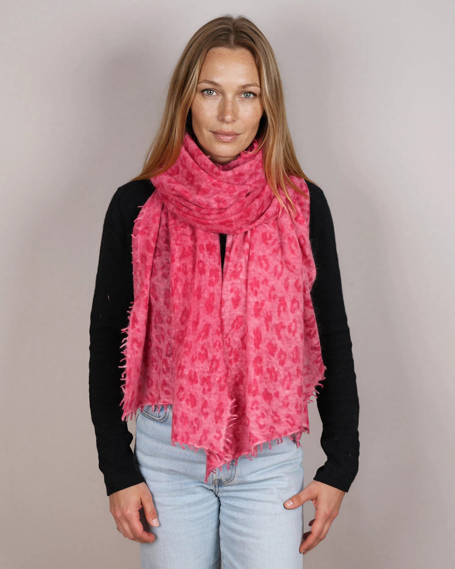 Leopard Pashmina Flamingo Pink