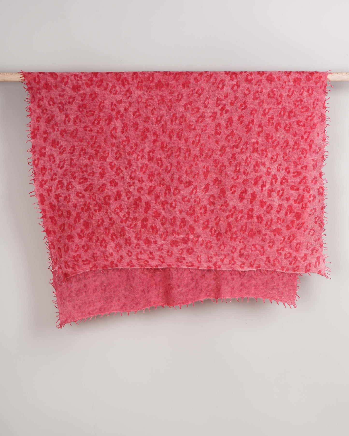 Leopard Pashmina Flamingo Pink