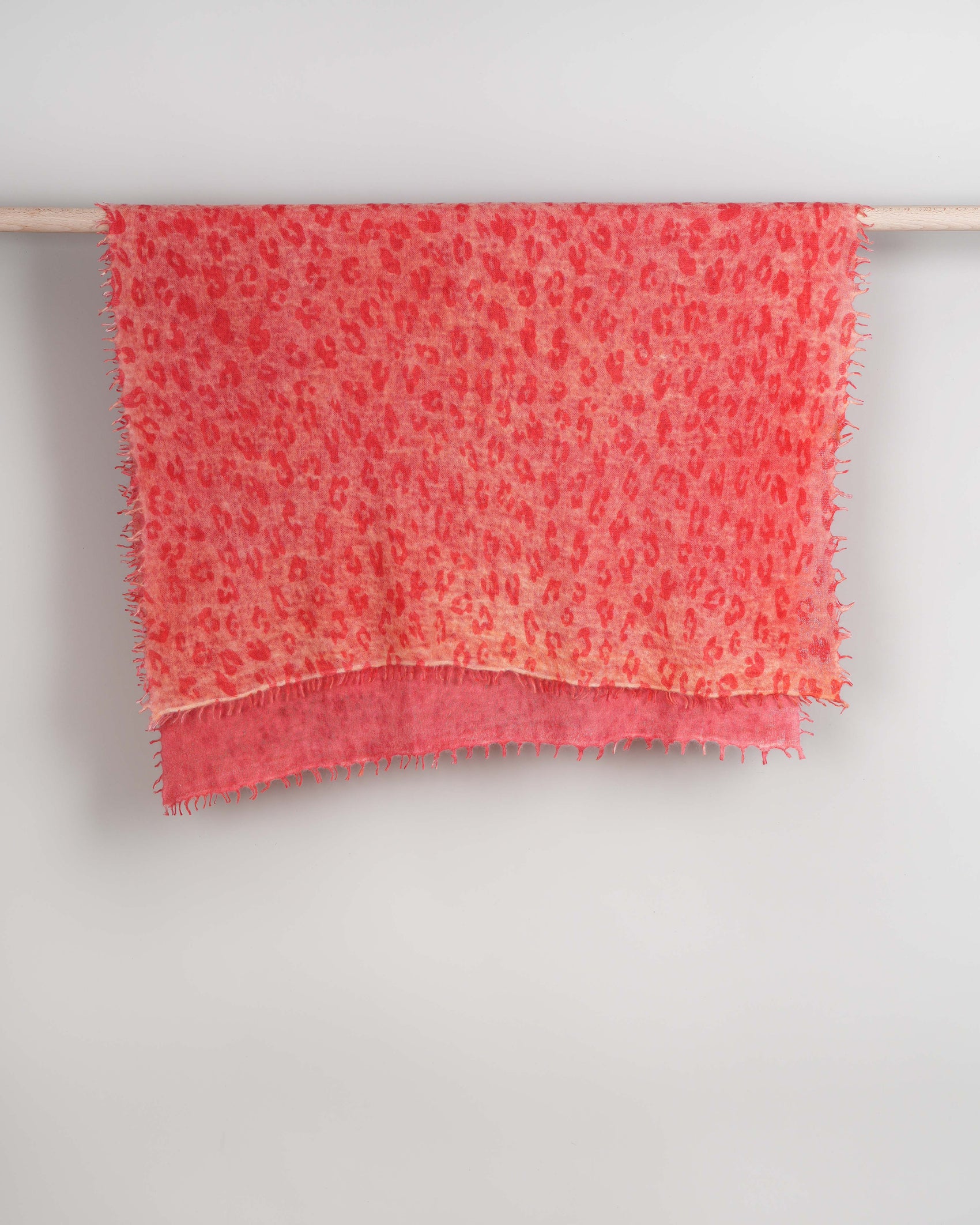 Leopard Pashmina Sugar Coral
