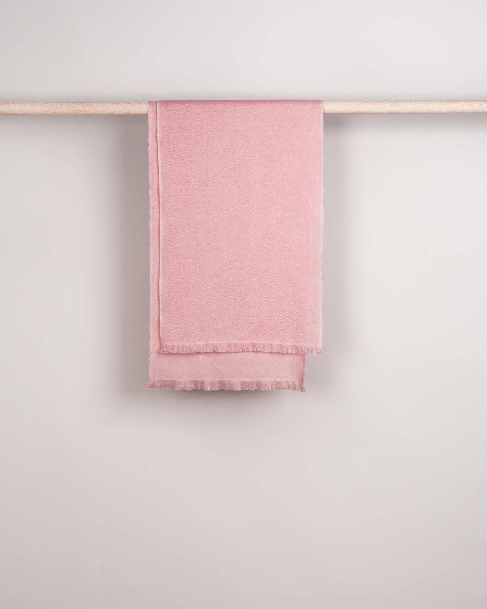 Nara Pashmina powder pink