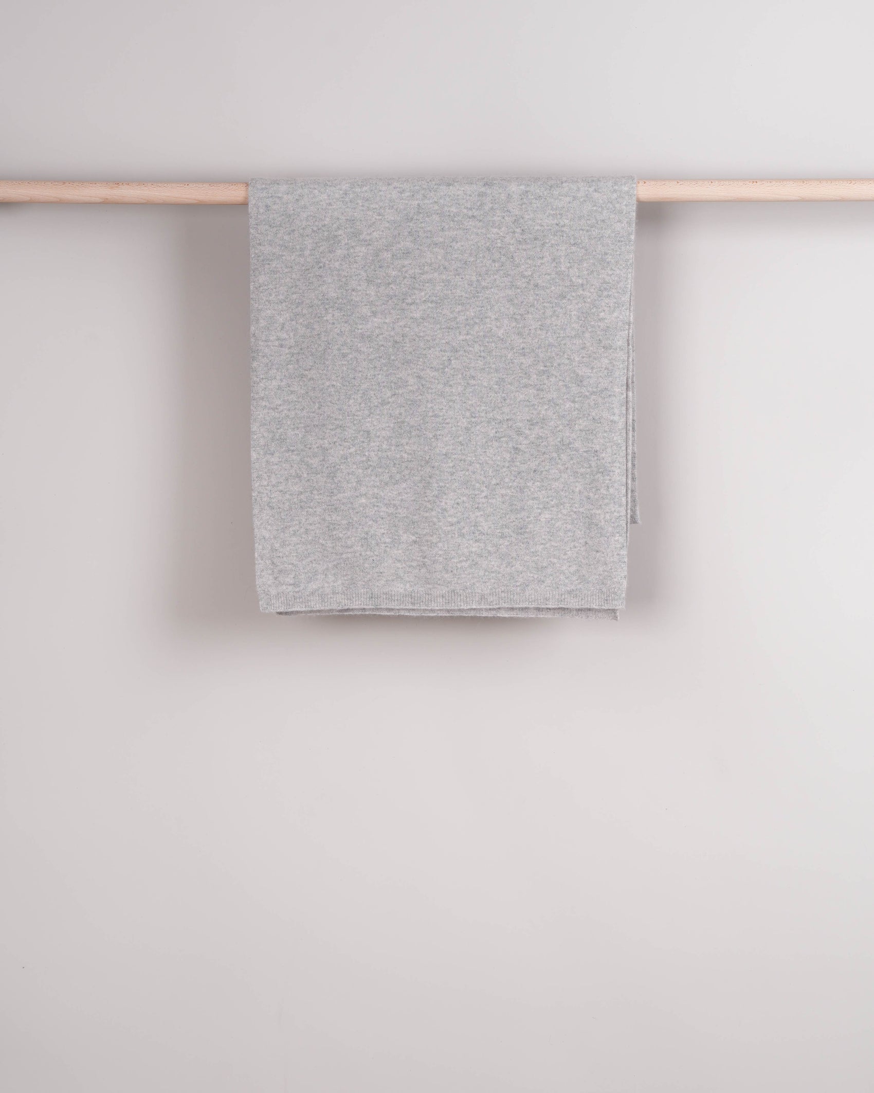 Mori Strickschal Light Gray