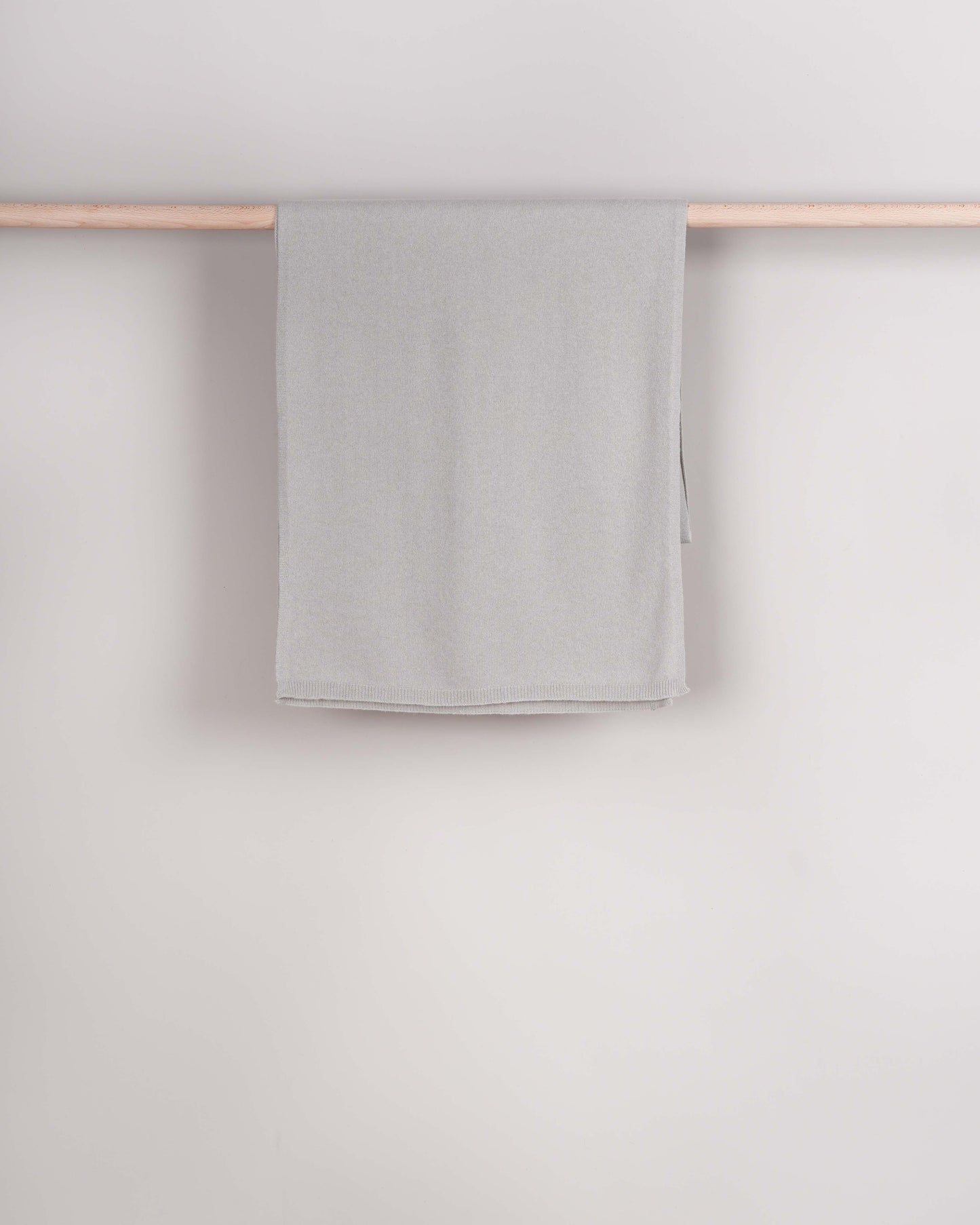 Mori Strickschal White Sand