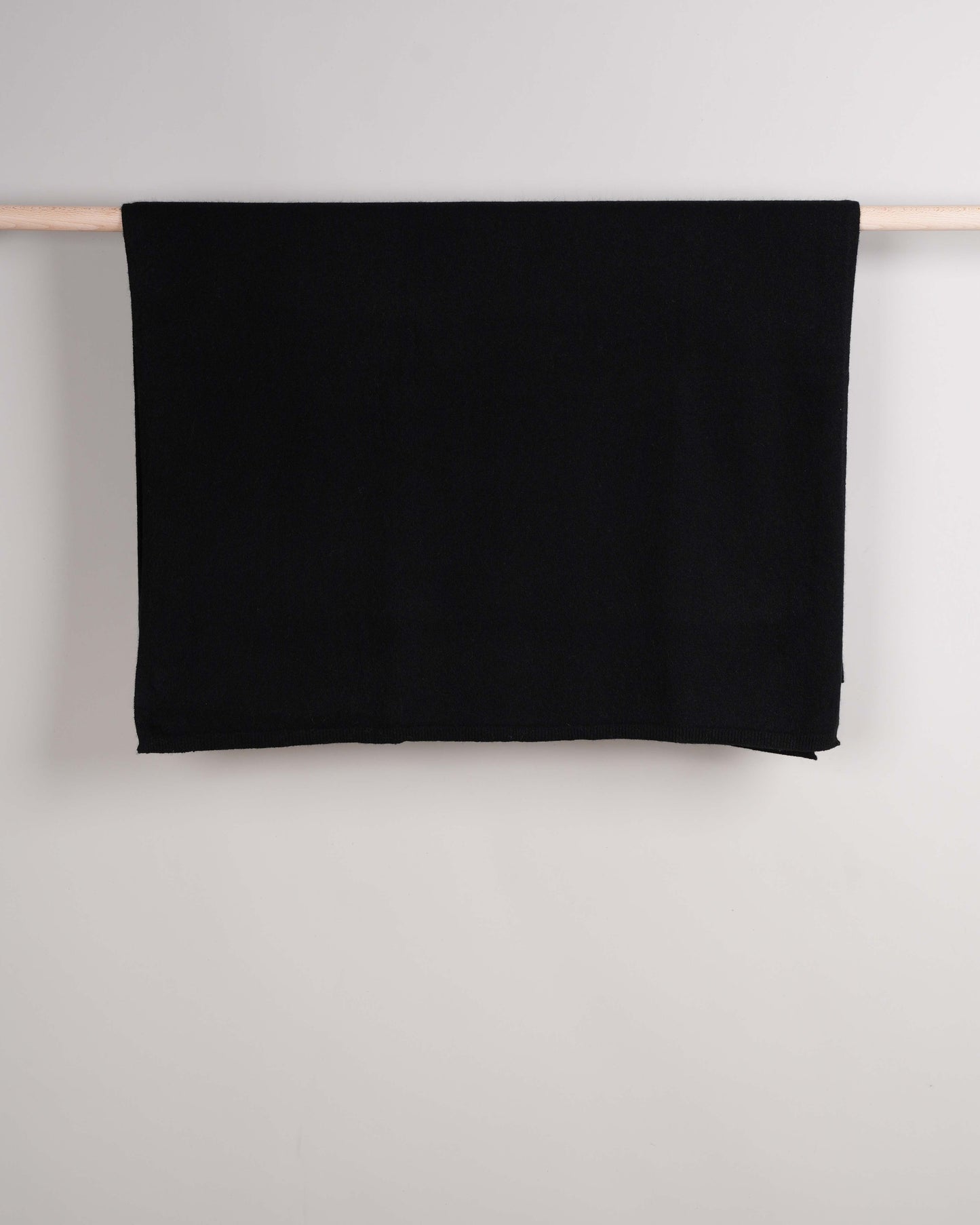 Mori Strickstola Black