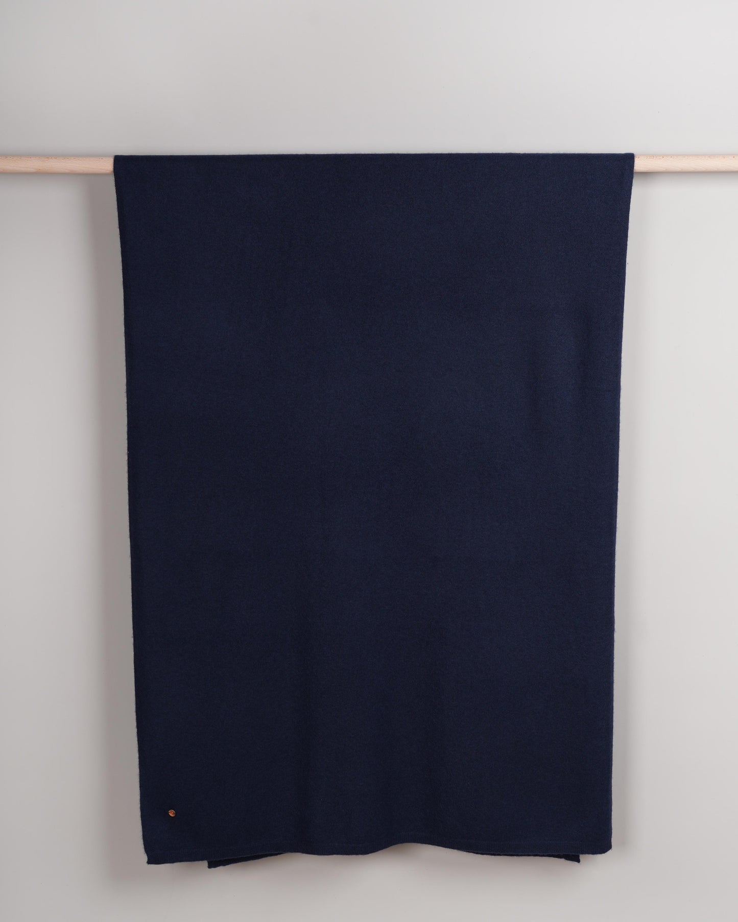 Thakani knitted stole blue nights