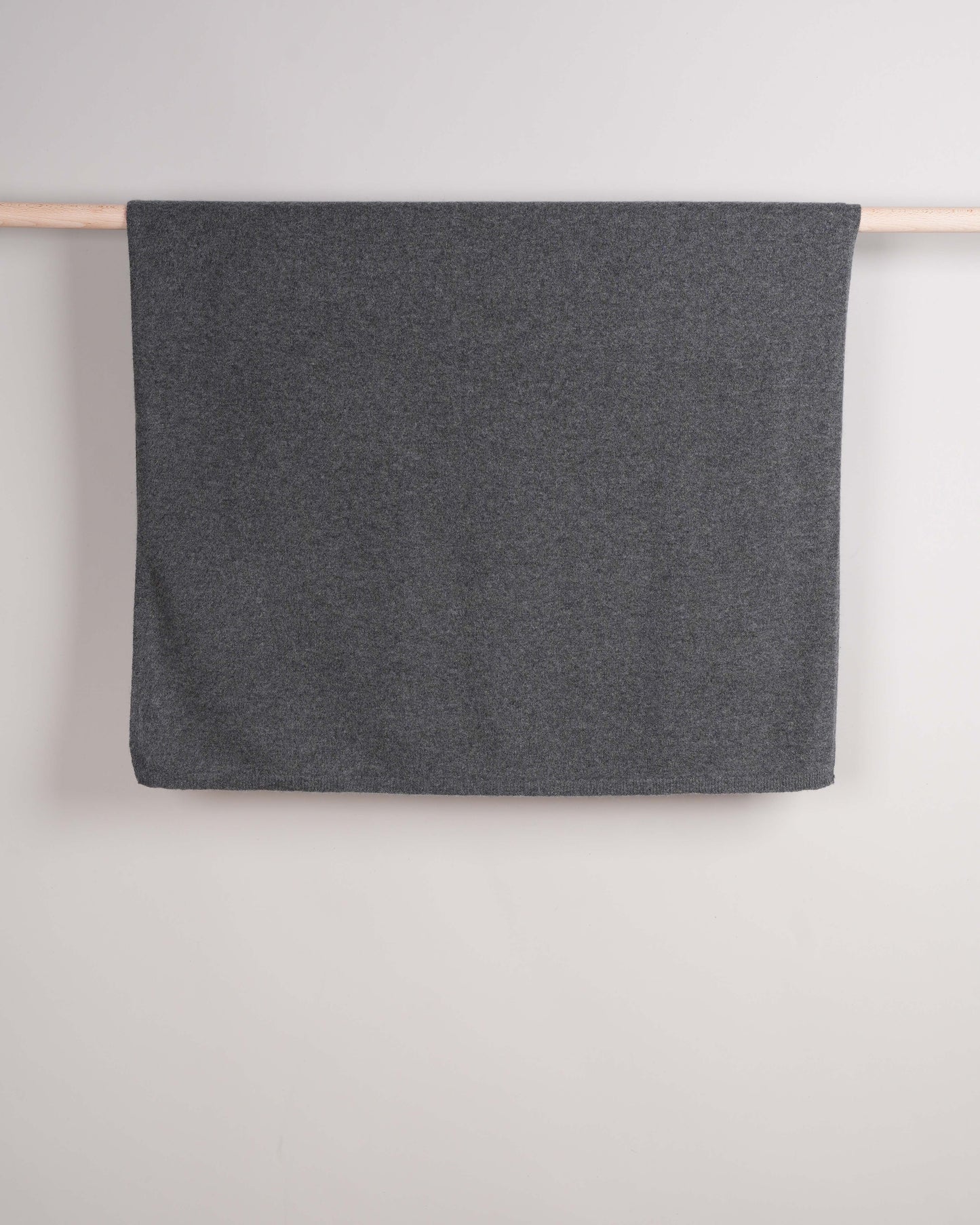 Mori Strickstola Charcoal Melange