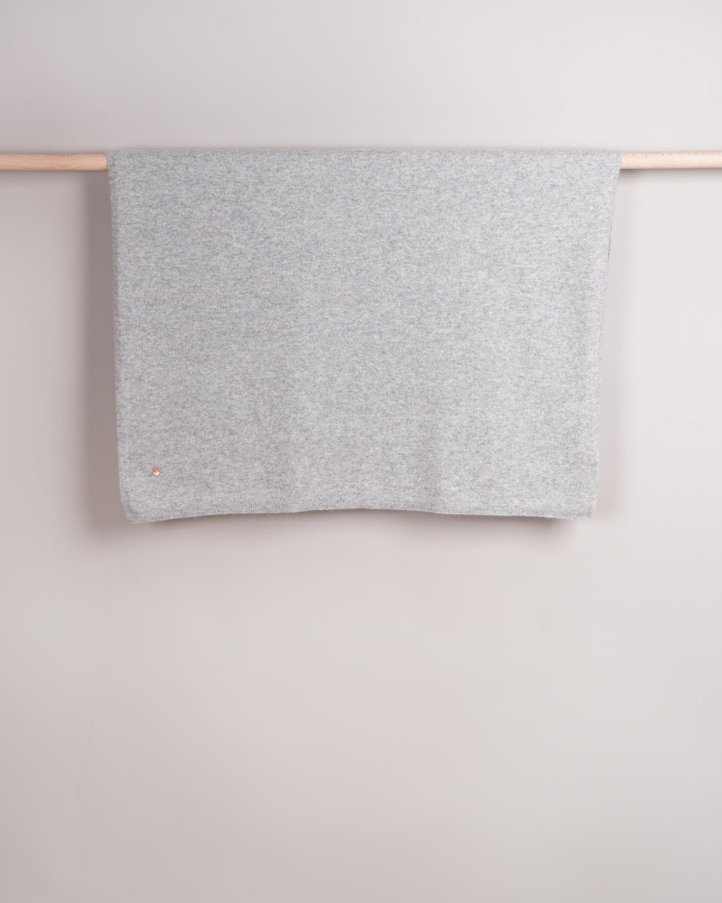 Strickschal Thakani light grey