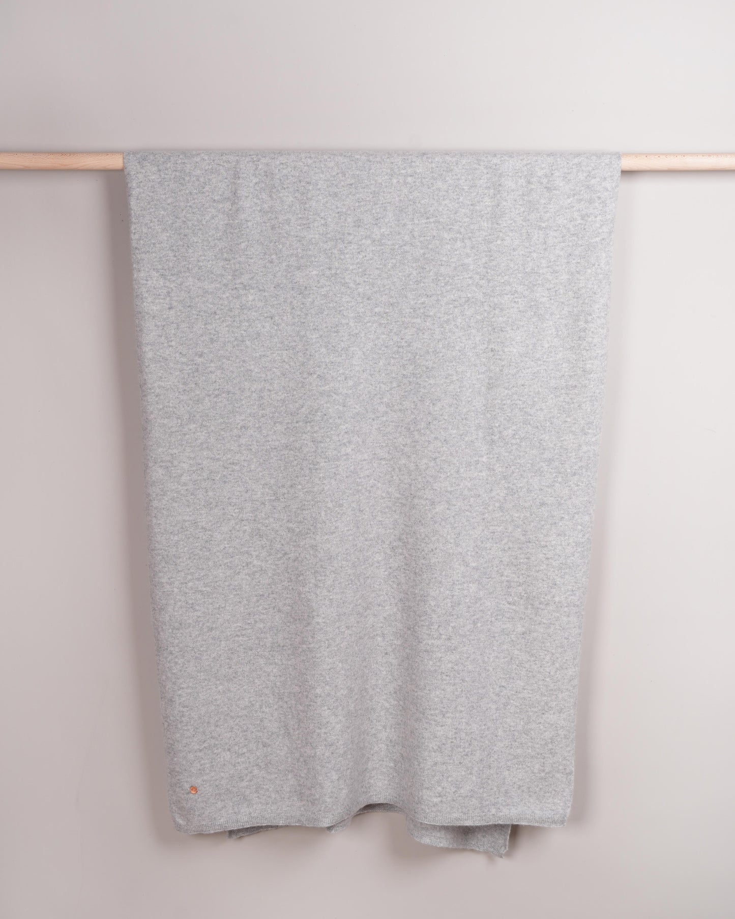 Strickschal Thakani light grey