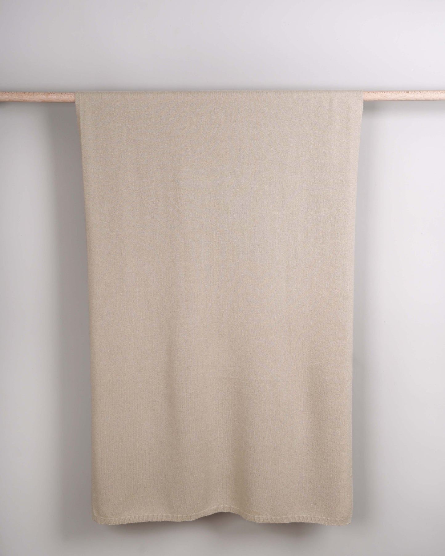 Mori Strickstola Sand Shell