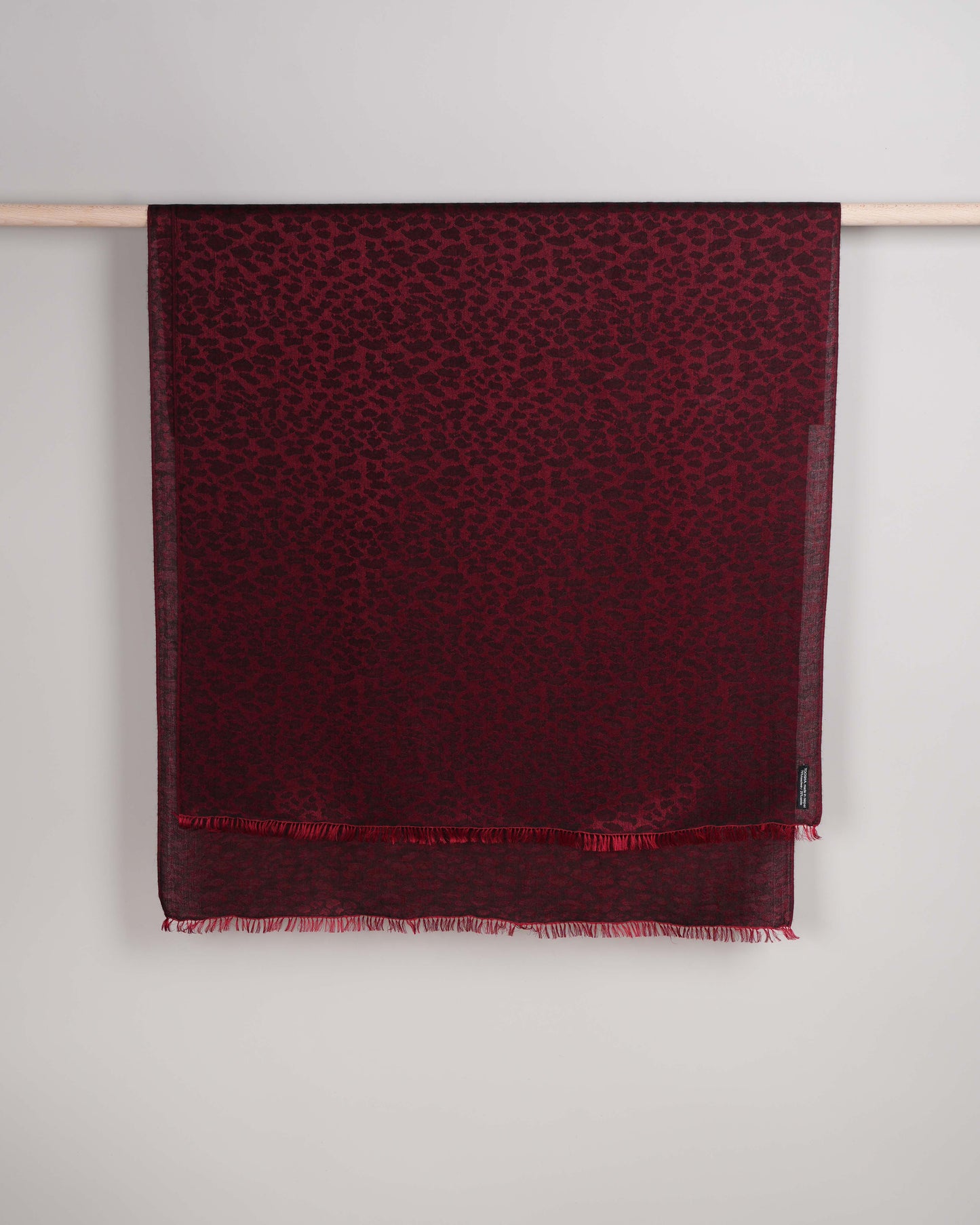 Water-Pashmina Leopard tango red