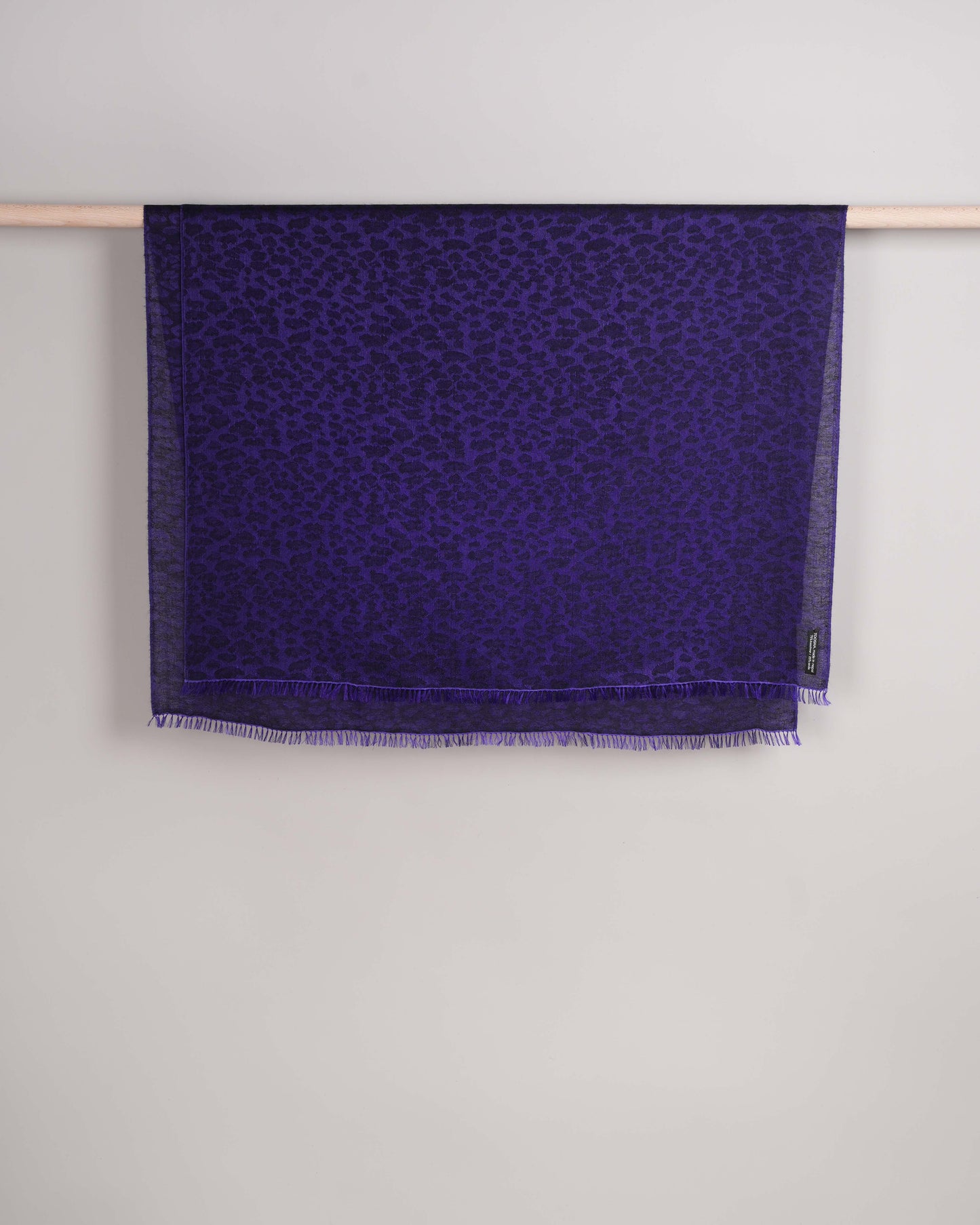 Water-Pashmina Leopard violet